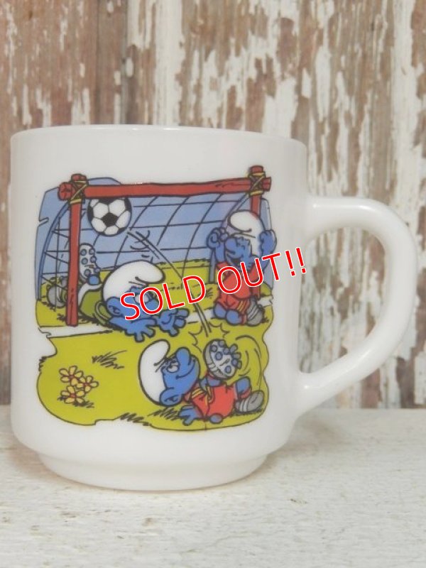 画像1: ct-140401-09 Smurf / 1990 Milk glass mug (France)