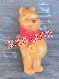 ct-140516-109 Winnie the Pooh / Hallmark 70's Pins