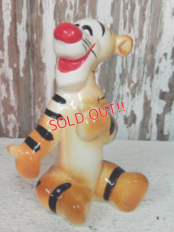 画像1: ct-140516-76 Tigger / 1970's Ceramic Figure