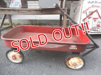 dp-140610-09 MTD 300 / 70's Red Wagon