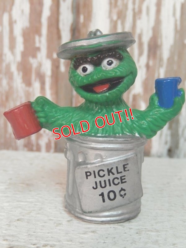 画像1: ct-140516-58 Oscar / TARA TOY 90's PVC "Pickle Juice"