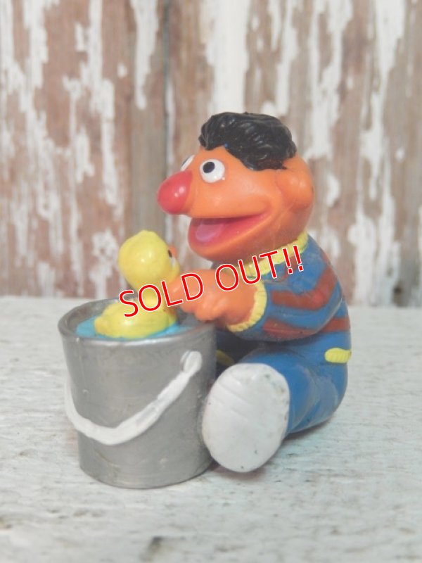 画像2: ct-140516-58 Ernie / Applause 90's PVC "with Rubber Duckie"