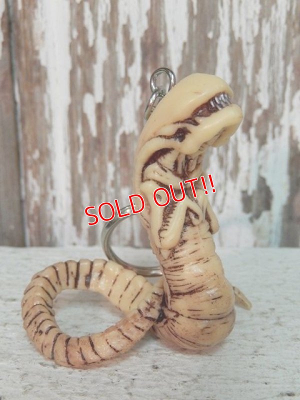 画像1: ct-140724-53 Alien / Chest burster 90's PVC Keychain