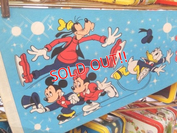 画像2: ct-140812-06 Walt Disney's / Great Ice Odyssey Pennant