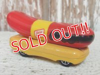dp-140916-03 Oscar Mayer / Hot Wheels 90's Wienermobile