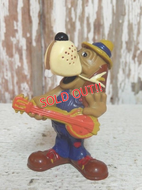 画像1: ct-140909-33 Chuck E. Cheese / 1983 Jasper T. Jowls Hounddog PVC