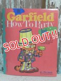 ct-130319-71 Garfield / 80's How to Party Book