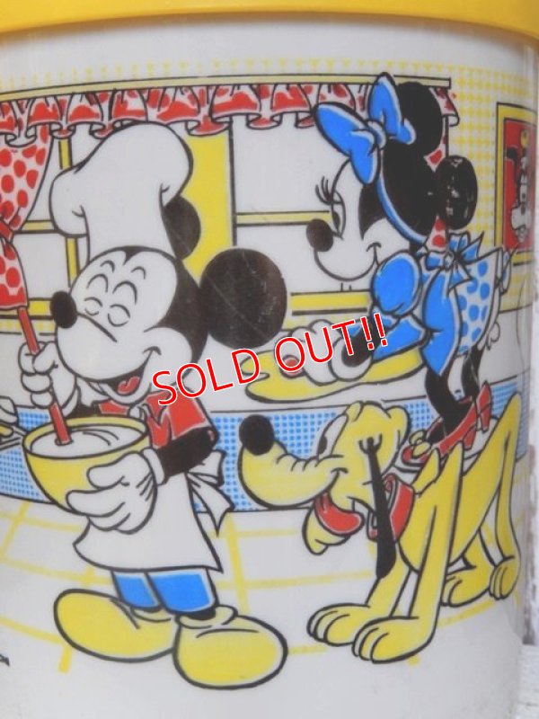 画像2: ct-141216-45 Walt Disney's / Eagle 70's Plastic Canister