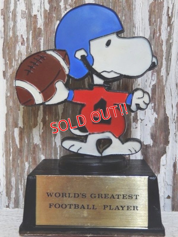 画像1: ct-150127-02 Snoopy / AVIVA 70's Trophy "World's Greatest Football Player"