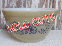 kt-160901-20 Pyrex / 70's Home Stead Round Mixing Bowl (S)