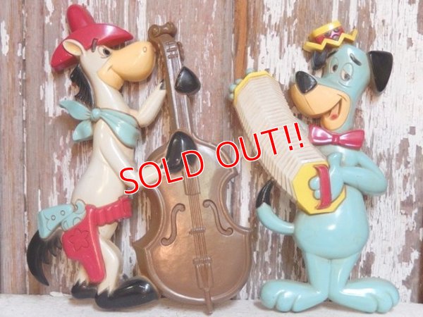 画像1: ct-150217-01 Huckleberry Hound & Quickdraw McGraw / Homco 70's Wall Hangings