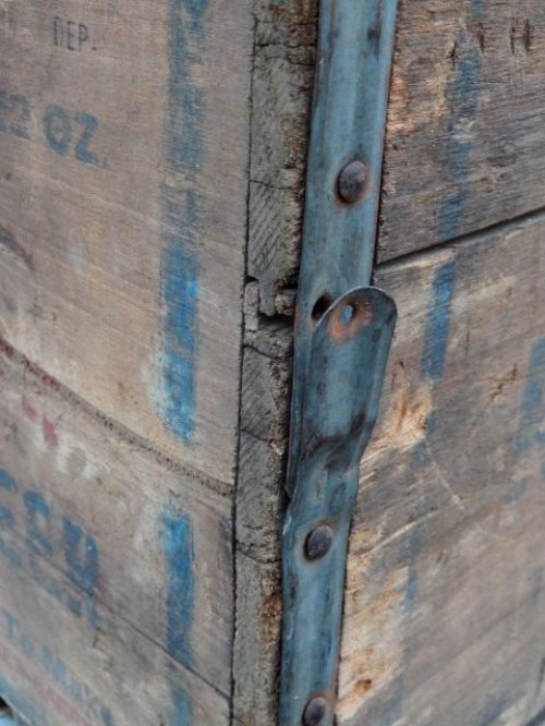 他の写真1: dp-150217-05 Old Fashion Root Beer / Vintage Wood Box