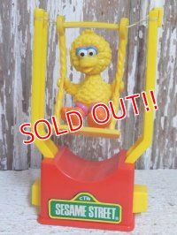 ct-150217-24 Big Bird / Tricky Trapeze Toy