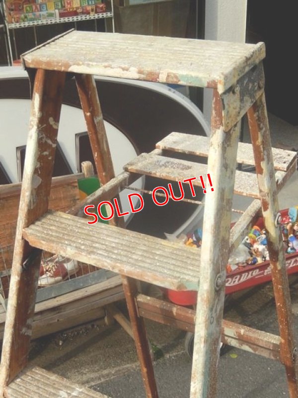 画像2: dp-150317-03 Vintage Wood Step Ladder (Large)