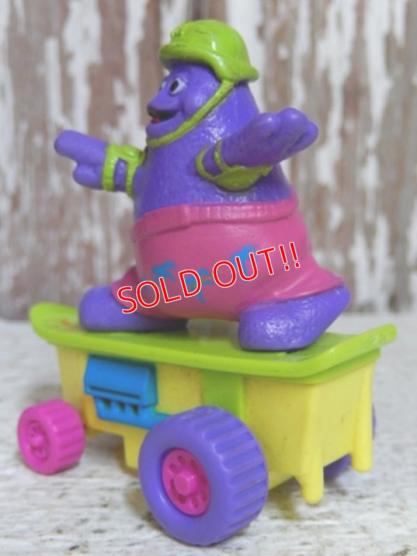 画像2: ct-150407-72 McDonald's / Grimace 1992 Meal Toy "Skateboard"