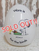 ct-150302-68 Snoopy / 70's Ceramic Egg Ornament