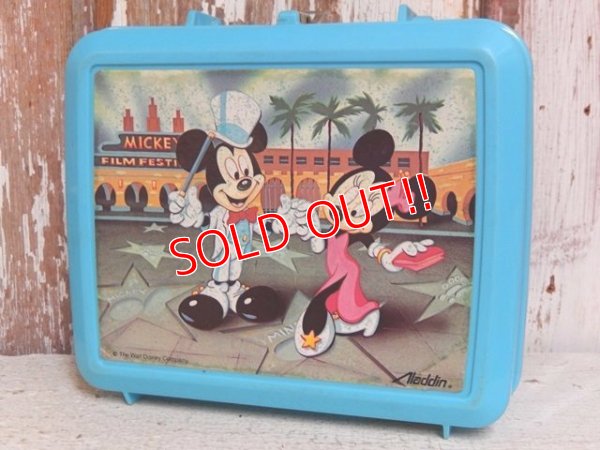 画像1: ct-150428-34 Mickey Mouse & Minnie Mouse / Aladdin 90's Plastic Lunchbox