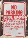 dp-150501-07 Road sign "FIRE LANE NO PARKING"