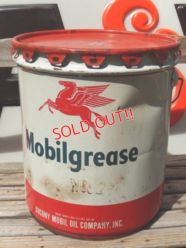 画像1: dp-150501-06 Mobilgrease / 50's Oil can