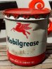 画像1: dp-150501-06 Mobilgrease / 50's Oil can (1)