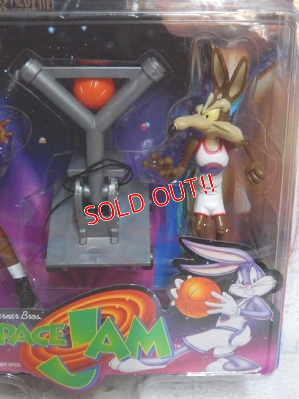 画像3: ct-150511-15 SPACE JAM / 1996 Charles Barkley & Wile E. Coyote