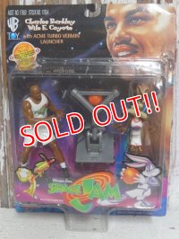 ct-150511-15 SPACE JAM / 1996 Charles Barkley & Wile E. Coyote