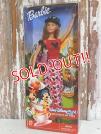 ct-150512-09 Walt Disney World / 2002 Four Parks One World Barbie Doll