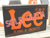 dp-121218-02 Lee / Vintage Lighted Sign