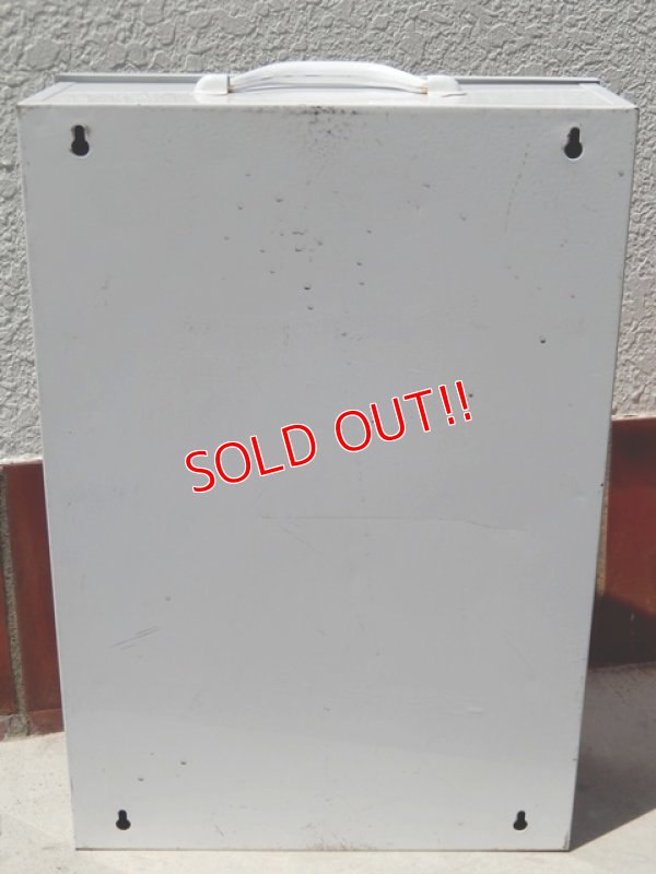 画像6: dp-150609-02 Global Medical Service / Vintage FIRST AID Cabinet