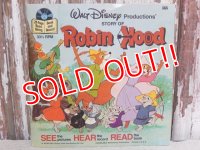 ct-150519-40 Robin Hood / 70's Record and Book
