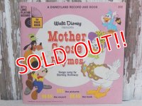 ct-150519-34 Walt Disney Mother Goose Rhymes / 70's Record and Book