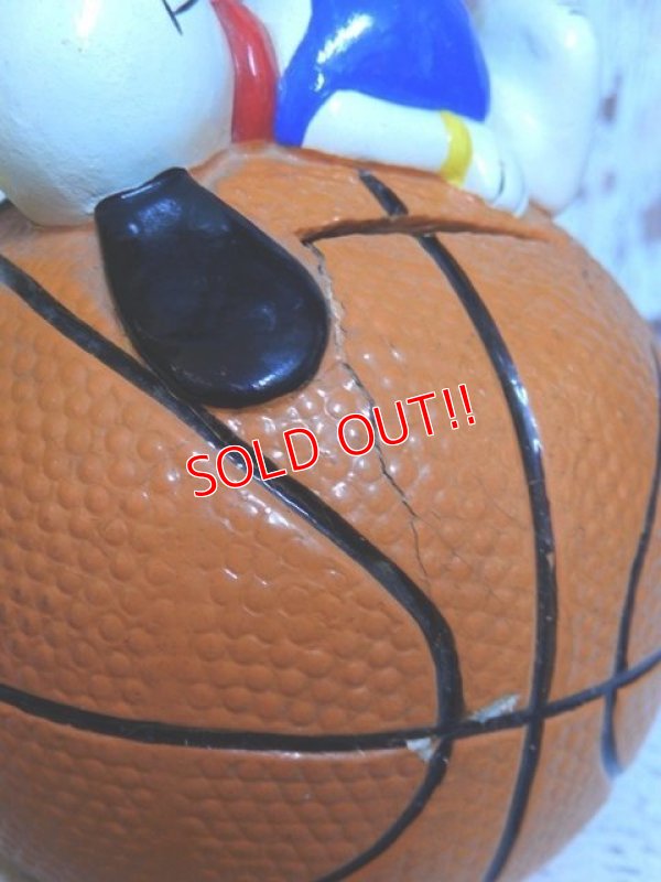 画像4: ct-150701-17 Snoopy / Determined 1976 Bank "Basketball"