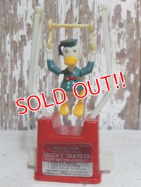 ct-150728-07 Donald Duck / 70's Tricky Trapeze