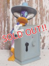 ct-150901-24 Darkwing Duck / 90's Bank