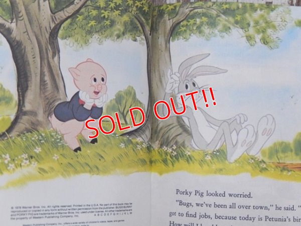 画像2: ct-150526-40 Porky Pig and Bugs Bunny / Just Like Magic! 70's Little Golden Book