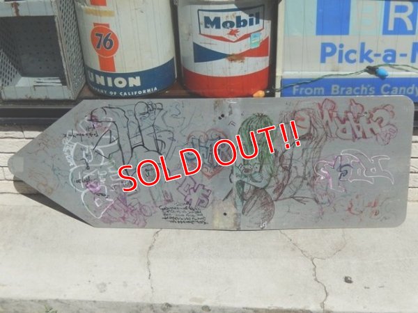 画像8: dp-150902-23 80's〜ONE WAY Road Sign