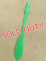 ct-151001-25 Planters / Mr.Peanuts Plastic Butter Knife (Green)