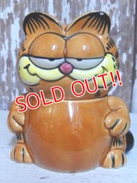 ct-151001-17 Garfield / 80's Ceramic Container