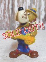 ct-151005-07 Chuck E. Cheese / 1983 Jasper T. Jowls Hounddog PVC