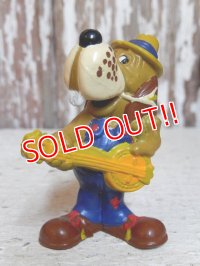 ct-151005-07 Chuck E. Cheese / 1983 Jasper T. Jowls Hounddog PVC