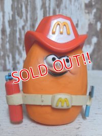 ct-151107-11 McDonald's / 1988 McNUGGET BUDDIES "Fireman"