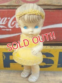 ct-151104-17 Edward Mobley / 50's Rubber Doll Girl (Yellow)