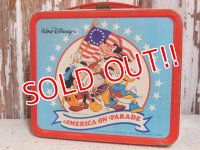 ct-151210-01 Walt Disney's America on Parade / Aladdin 70's Metal Lunchbox