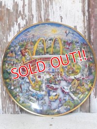 ct-151208-79 McDonald's / 90's Collectors Plate "Golden Moments"