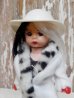 画像2: ct-151213-11 Madame Alexander / McDonald's 2004 Cruella De Vil Doll (2)