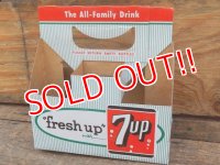 dp-151224-04 7up / Vintage Paper Bottle Carrier