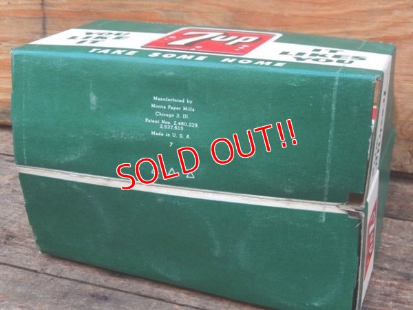 画像7: dp-151224-04 7up / Vintage Paper Bottle Carrier