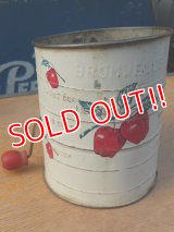 dp-160203-13 Vintage Flour Sieve