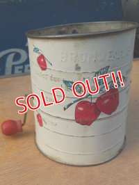 dp-160203-13 Vintage Flour Sieve