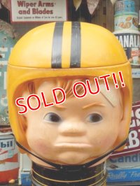 ct-160309-44 Football Boy / Vintage Toy Box